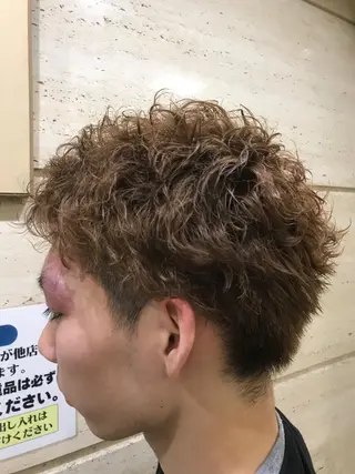 ショート パーマ メンズ 大谷 公太のヘアスタイル