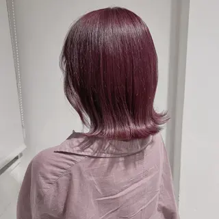 ミディアム カラー 韓国レイヤー🕊️ 柔らかベージュ🧸のヘアスタイル