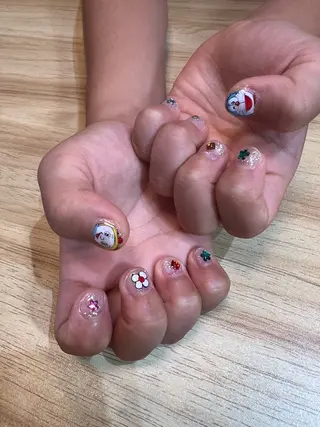 キッズ ネイル 森のさんぽ道所属・ショートネイル 森のさんぽ道のネイルデザイン