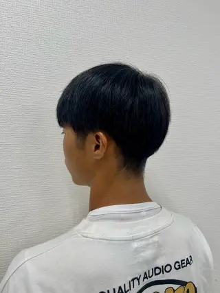 ショート メンズ 透明感うる艶カラー 🤍吉島環のヘアスタイル