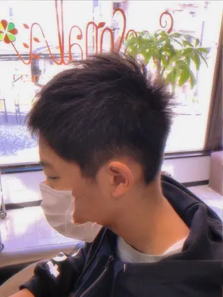 メンズ キッズ 美容室シーズナル所属・高山 梨絵のヘアスタイル
