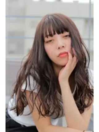 ロング カラー 冨岡 千尋のヘアスタイル