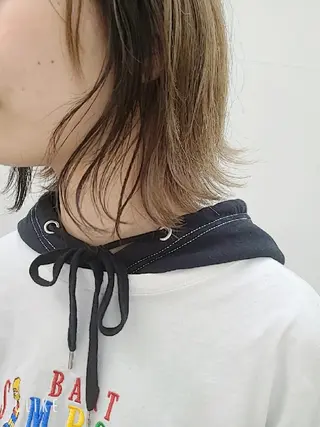 カラー 坪井 佑美のヘアスタイル