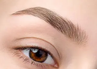 マツエク・マツパ まつげエクステ・パーマ・眉専門店｜デイズ所属・まつ毛・眉毛専門店 DAYS青葉台の眉毛・アイブロウイメージ