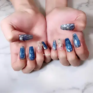 ネイル ❤️💛🩵京橋 痛ネイル⭐️3Dのネイルデザイン