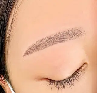 アイブロウ Arbis所属・Arbis madokaの眉毛・アイブロウイメージ