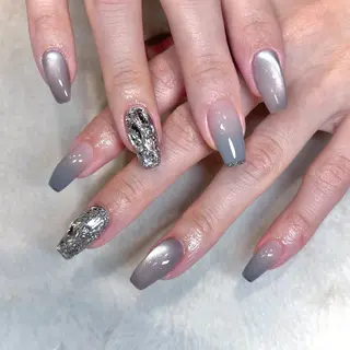 ネイル noir（ﾉｱｰﾙ） 豊田・岡崎￤airiのネイルデザイン