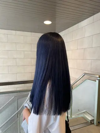 カラー 久永 菫のヘアスタイル