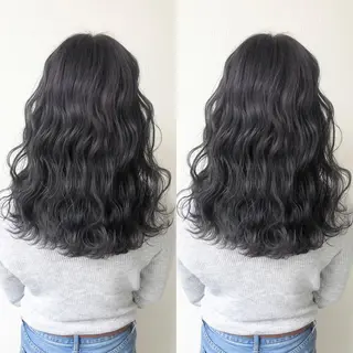 セミロング カラー Hanna by W_SALONのヘアスタイル