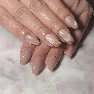 ネイル Eyelash salon mee所属・小船 莉穂のネイルデザイン