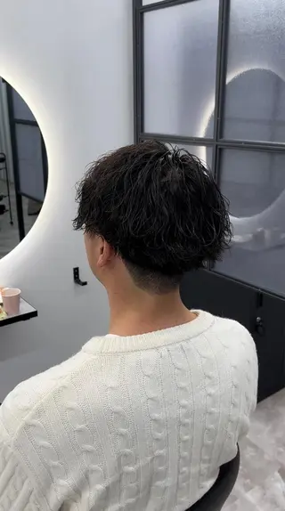 メンズ ✨パーマ×ハイトーン Futo✨のヘアスタイル