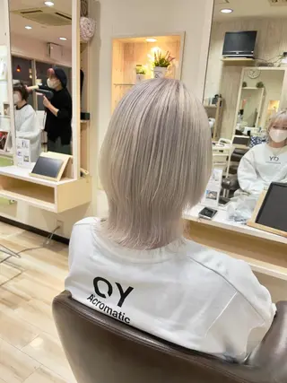 ミディアム カラー 🌈派手髪ハイトーン 🌈鈴木亮太🌈のヘアスタイル