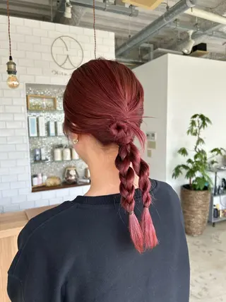 カラー 津田 七美希のヘアスタイル