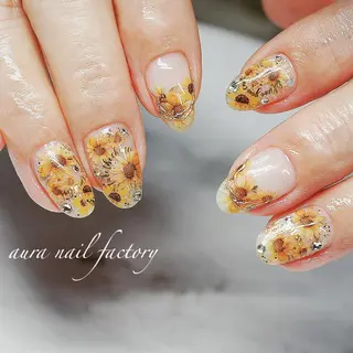 ショート カラー ネイル 赤羽 アウラ ネイルファクトリーのネイルデザイン