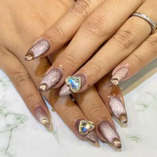 ネイル 糀屋 彩奈のネイルデザイン