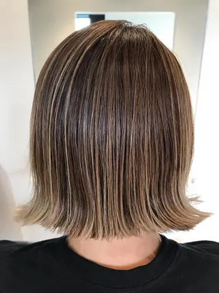 ショート カラー 🔹TOMO🔹 圧倒的経験値🔹のヘアスタイル