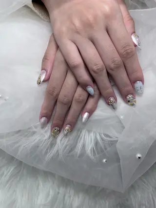 ネイル 🌈 Laule'aのネイルデザイン