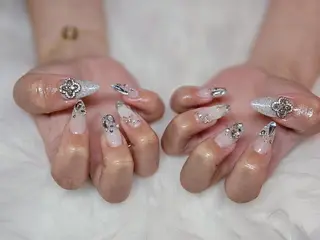 ネイル lisse所属・京免 もものネイルデザイン