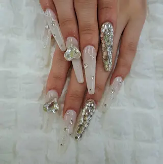 ネイル 河野ちえ (雑誌掲載サロン)のネイルデザイン