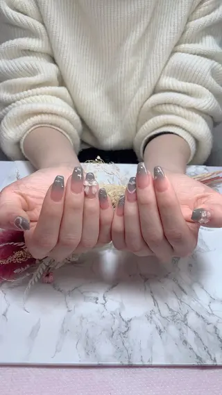 ネイル はな💎ネイル ワンホン、長さ出しのネイルデザイン