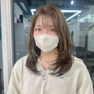 ミディアム カラー ブリーチなし/レイヤ ー特化🌈Tommyのヘアスタイル