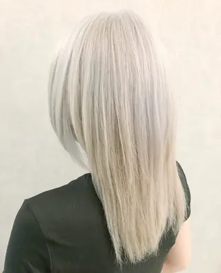 ミディアム カラー レイヤーブリーチ特化 ホワイト専門/岸のヘアスタイル