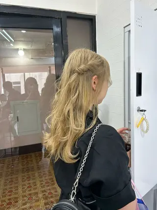 ヘアアレンジ Yui. ハイトーン/パーマ/のヘアスタイル