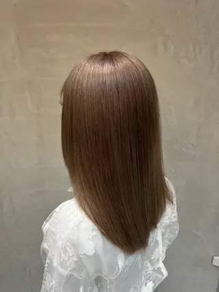 ミディアム ate.所属・ate. kaoriのヘアスタイル