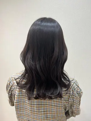 セミロング mina .のヘアスタイル