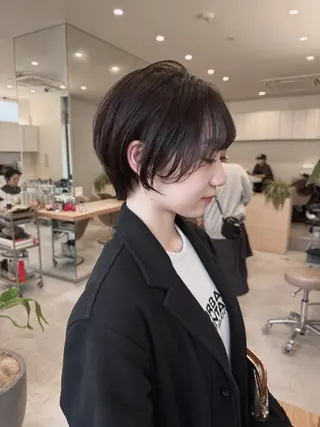 ショート 💛🤍U too e’s 鎌倉🧸のヘアスタイル