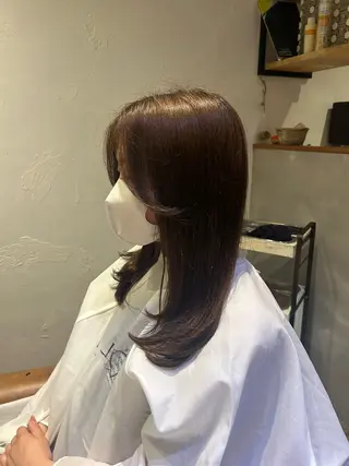 ロング 成田 智彩のヘアスタイル