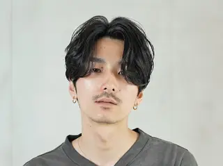 ミディアム パーマ メンズ fifth天神メンズ パーマ職人/山口皓大のヘアスタイル