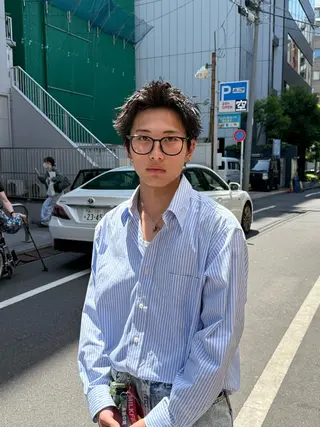 パーマ メンズ 豊崎 佑輔のヘアスタイル