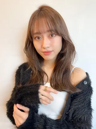 ミディアム 🌷韓国レイヤー/艶 カラー🇰🇷amiのヘアスタイル