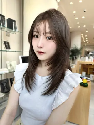 セミロング スズキ マユウのヘアスタイル