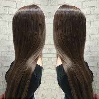 ロング EARTH 越谷店のヘアスタイル