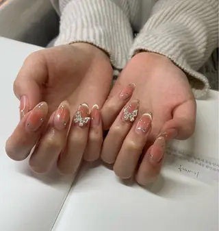 ネイル ネイルズシャトン🪡 ネイリスト齊藤のネイルデザイン