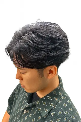 メンズ フェザーパーマ職人 🪽yutoのヘアスタイル