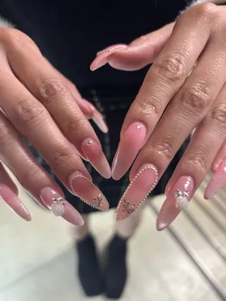 ネイル Bianca浦和🍀 suminaのネイルデザイン