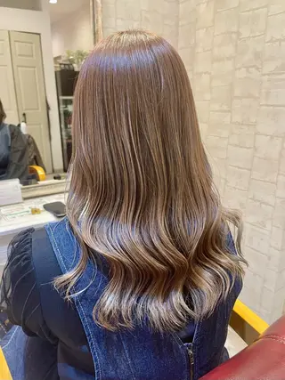 セミロング 🍭透明感カラー 志賀拓海🍬🌈のヘアスタイル