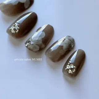 ネイル private salon MUMEI所属・9/19〜新店舗🫧 KAORIのネイルデザイン