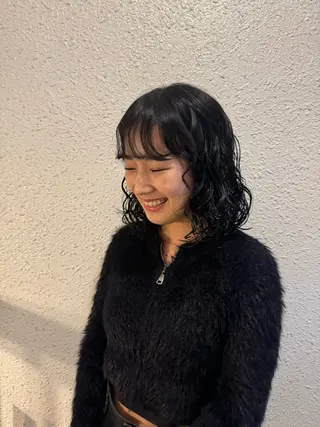 ミディアム パーマ 繭所属・こはる／ハードパーマ /癖毛風パーマ🧃のヘアスタイル