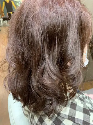 ミディアム glow所属・嶋田 遥奈のマツエク・マツパデザイン