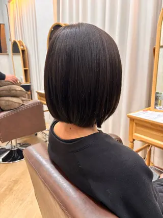 カラー 高橋 唯のヘアスタイル