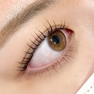マツエク・マツパ grey🩶 YASUIの眉毛・アイブロウイメージ