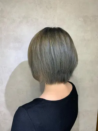 ショート カラー SWANsapporo所属・swan ユイカのヘアスタイル