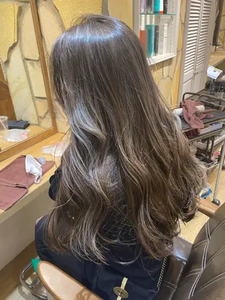 ロング カラー kawabe maikoのヘアスタイル