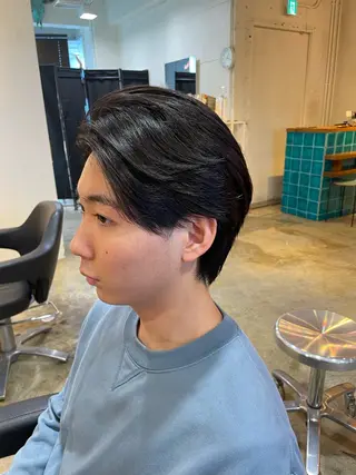 ミディアム パーマ メンズ RIN／韓国ヘア レイヤーカットのヘアスタイル