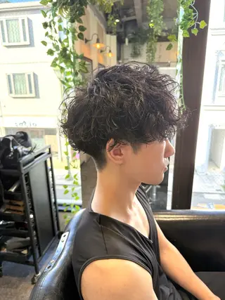 パーマ メンズ 大倉山駅メンズヘア ヒダカミズキのヘアスタイル