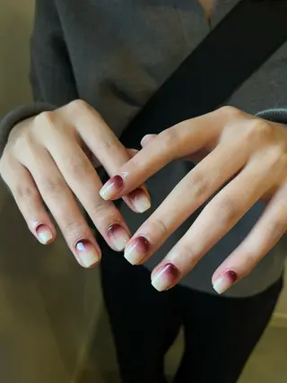 ネイル +vico 堀江店所属・中西 春那のネイルデザイン